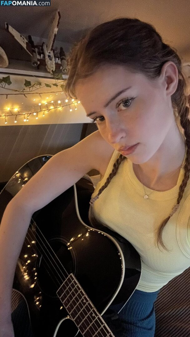 Mira.004 / model_mira Nud OnlyFans  Fotografie scursă #1487