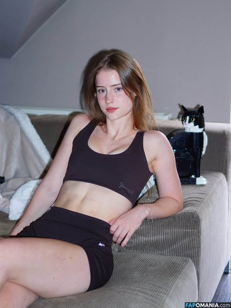 Mira.004 / model_mira Nud OnlyFans  Fotografie scursă #1511