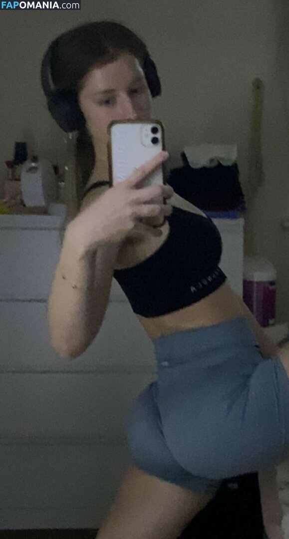 Mira Szalma / https: / mira.004 Nud OnlyFans  Fotografie scursă #22