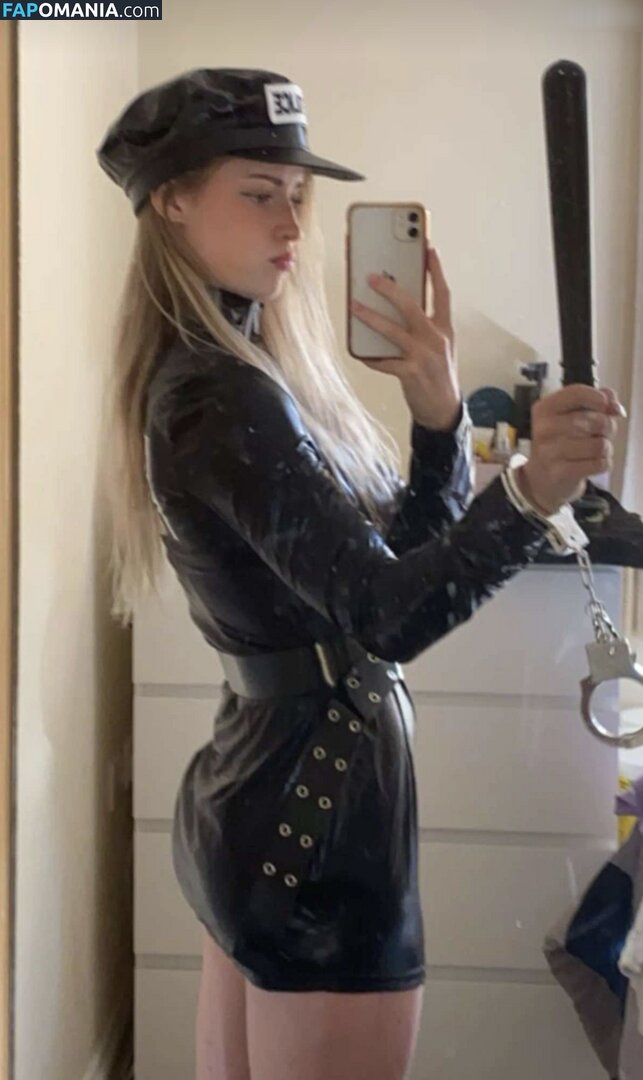 Mira Szalma / https: / mira.004 Nud OnlyFans  Fotografie scursă #516