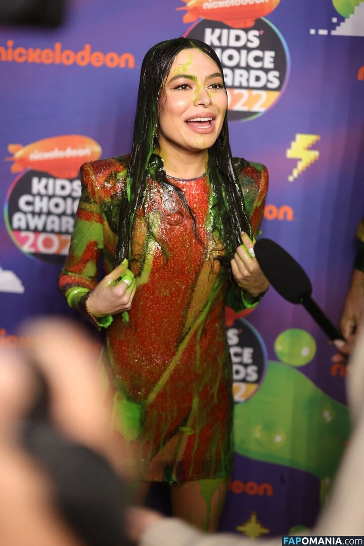 Miranda Cosgrove / MirandaCosgrove / onlyfanssz Nud OnlyFans  Fotografie scursă #451