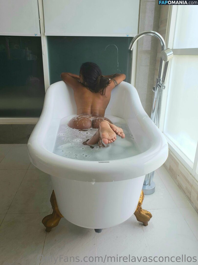 Mirela Vasconcelos / mi_levas / mirelavasconcellos / mirellavasconc Nud OnlyFans  Fotografie scursă #2
