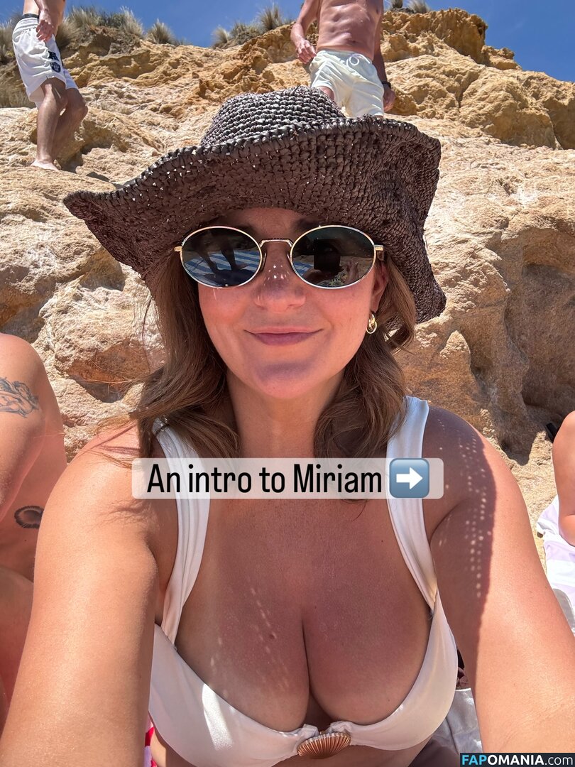MILF Online Accountant / Miriam Holme / miriamholme Nud OnlyFans  Fotografie scursă #12