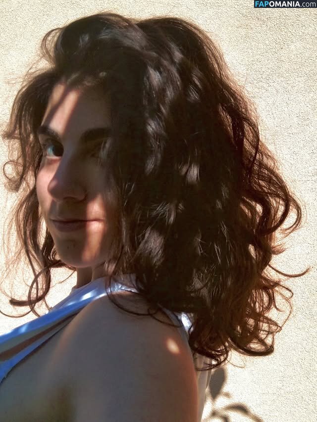 Miriana Di Fazio / cecinestpasmiri Nud OnlyFans  Fotografie scursă #2