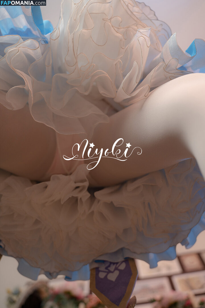 Misaki Suzuki / Miyoki / m1yok1h1me / 软趴在床单上 / 铃木美笑 Nud OnlyFans  Fotografie scursă #5