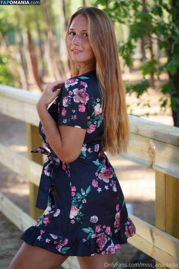 Miss Anastasia / miss_anastasia Nud OnlyFans  Fotografie scursă #24