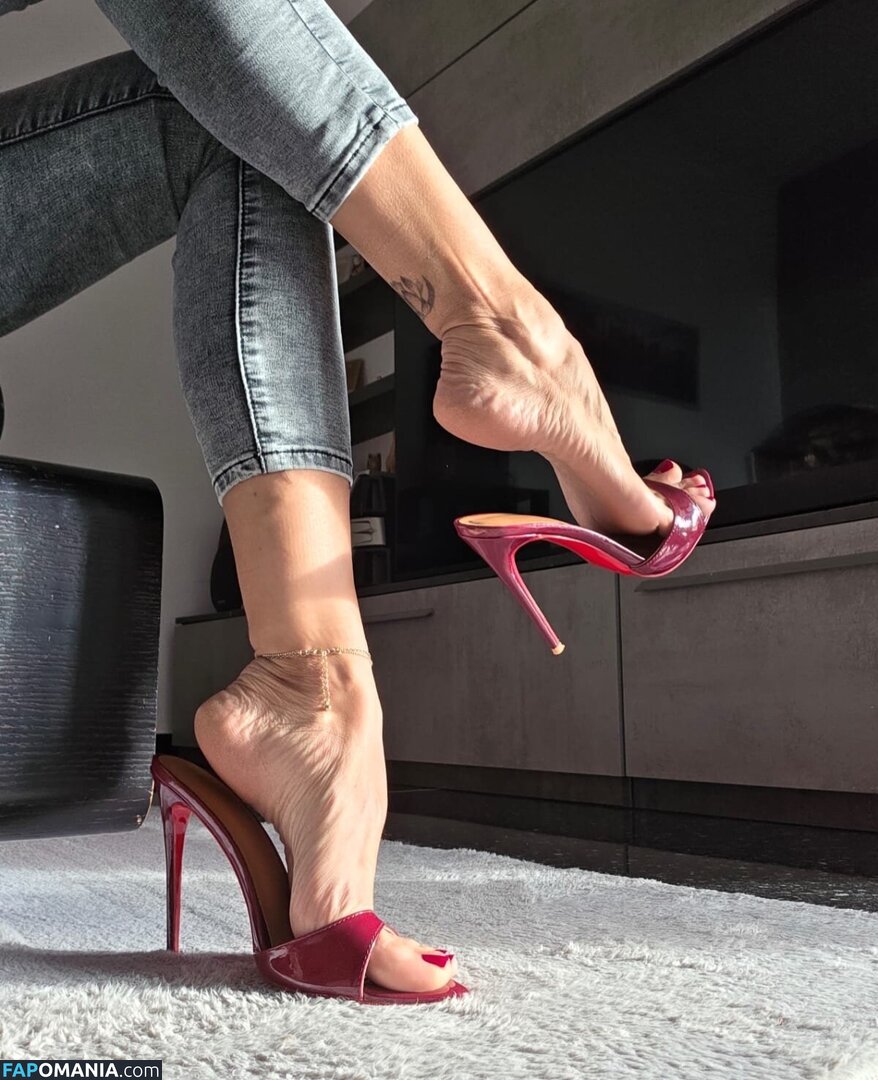 Miss V / miss_v2023 / missv6308 Nud OnlyFans  Fotografie scursă #14