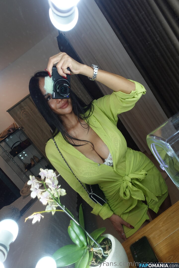 missauroraaa / sassysophyaudaciousaurora Nud OnlyFans  Fotografie scursă #7