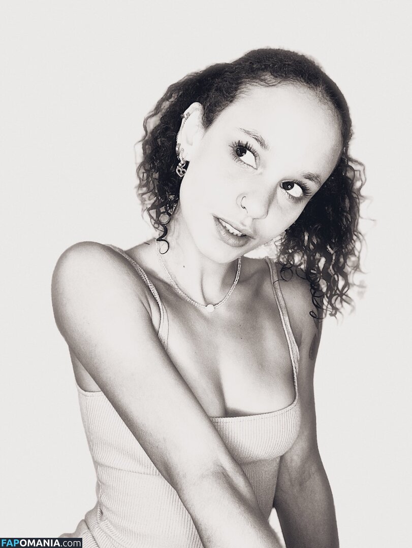 Mayliene / MissFairy Nud OnlyFans  Fotografie scursă #15