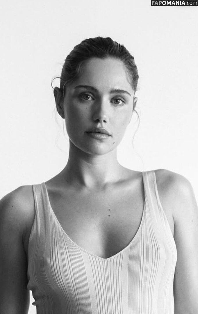 Mitsou Jung Nud OnlyFans  Fotografie scursă #1