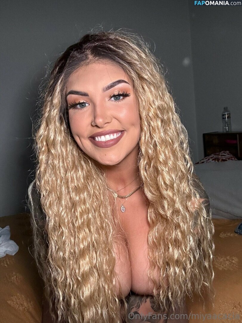 Miya Ulatowski / miyaacacia Nud OnlyFans  Fotografie scursă #40