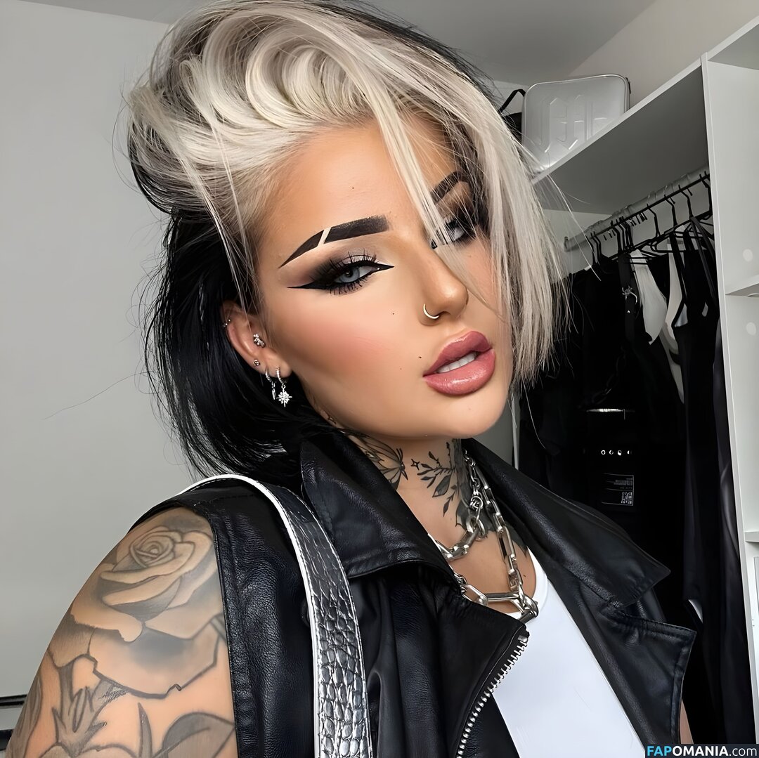 Molly Hull Nud OnlyFans  Fotografie scursă #4