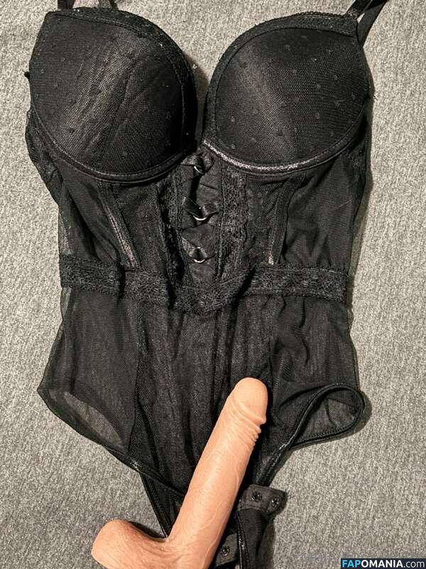 Molly / eggnogmademedoit / https: / m0llyp0ppins Nud OnlyFans  Fotografie scursă #32