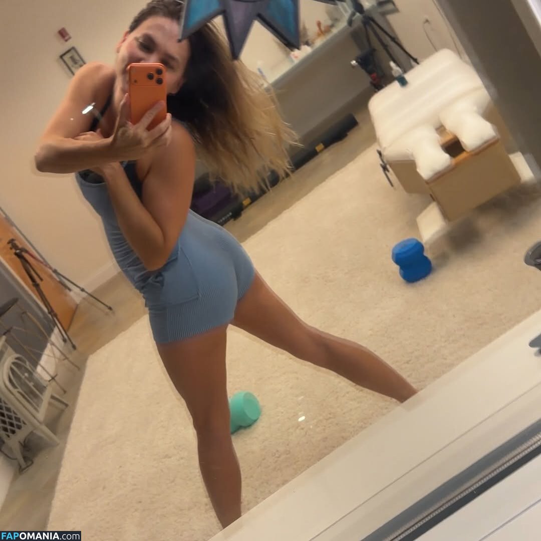 Brenda Mondragon / Mondragon Chiropractic / chiro_dragon Nud OnlyFans  Fotografie scursă #54