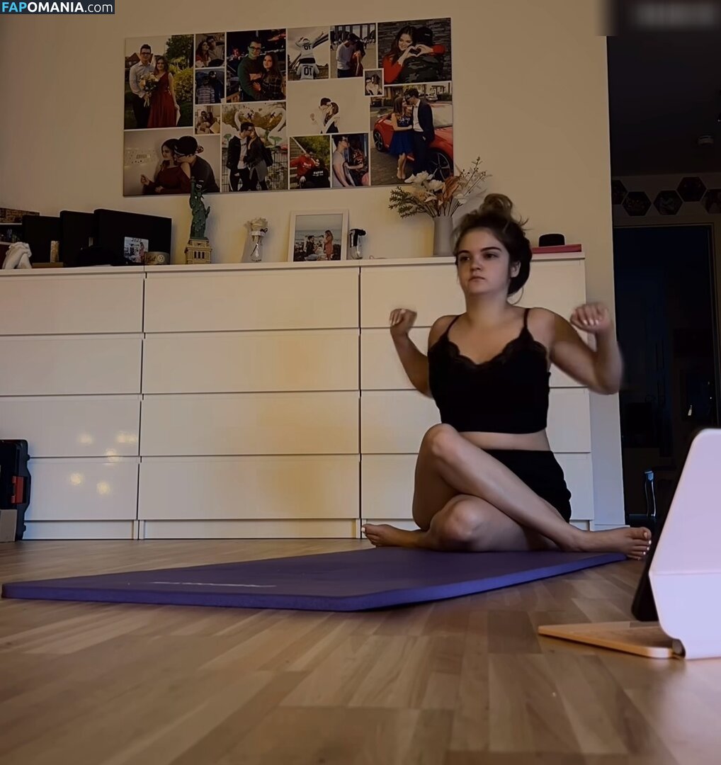 Mondwika Nud OnlyFans  Fotografie scursă #1