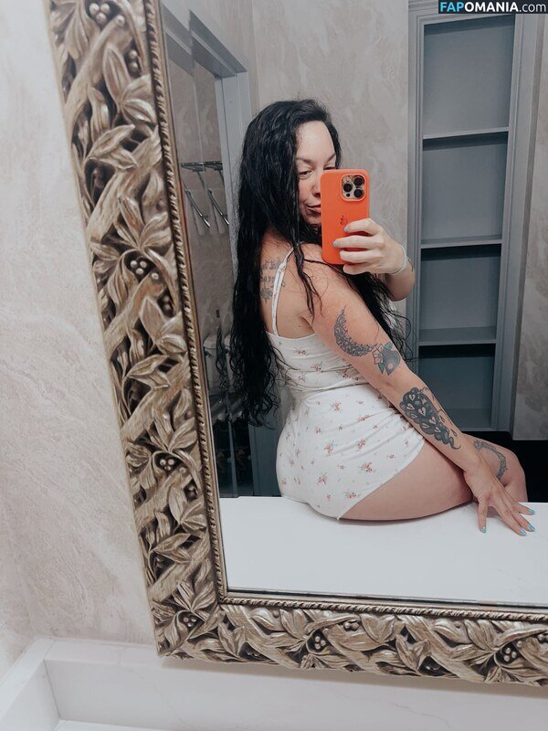 https: / moon-pixie Nud OnlyFans  Fotografie scursă #12
