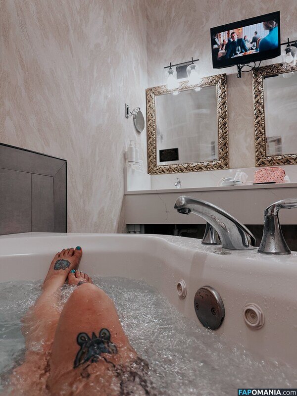 https: / moon-pixie Nud OnlyFans  Fotografie scursă #14