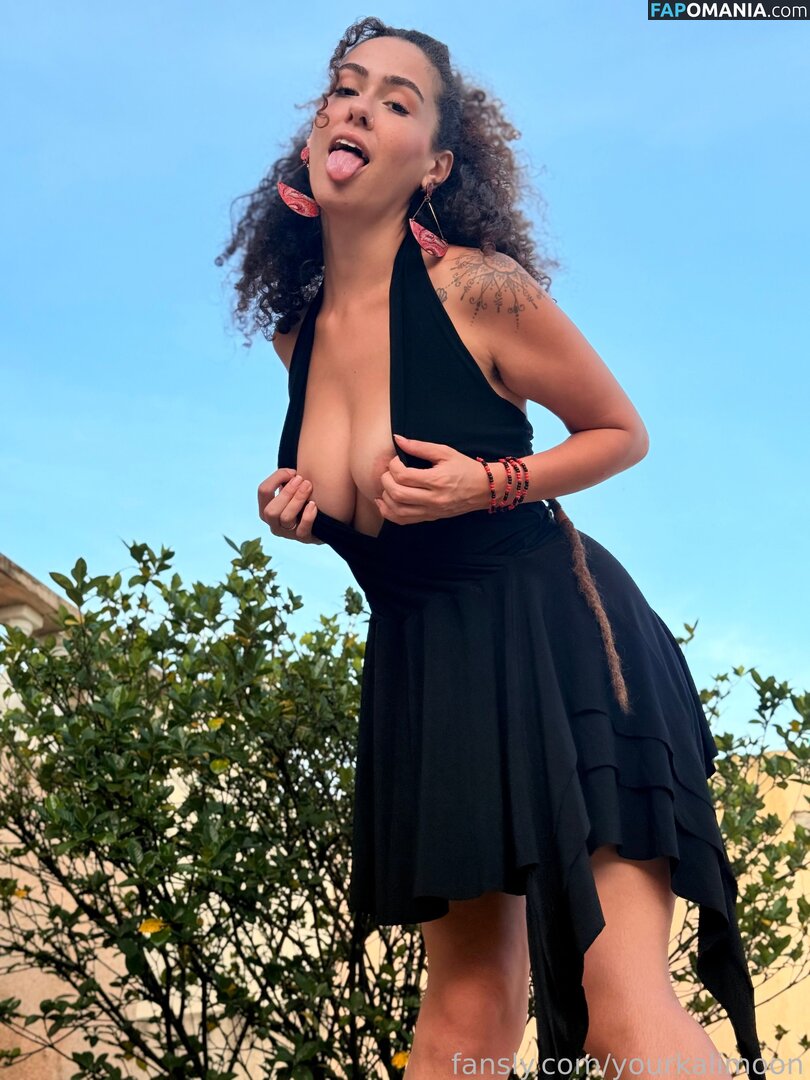 moonkalimah Nud OnlyFans  Fotografie scursă #3