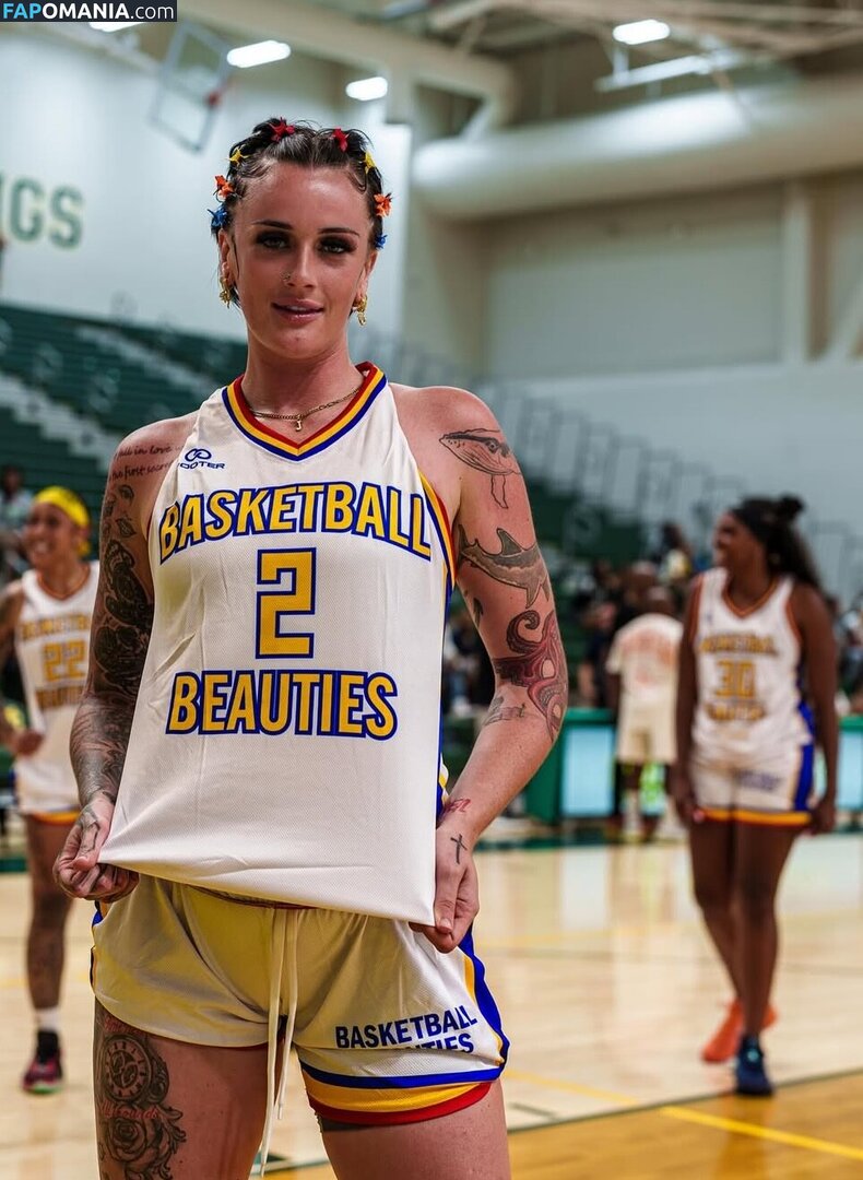 MsTattedbuckets / theemisstommielee Nud OnlyFans  Fotografie scursă #7