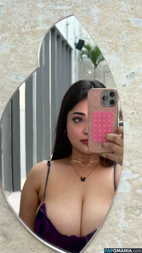 mumtahinaaa_ Nud OnlyFans  Fotografie scursă #4
