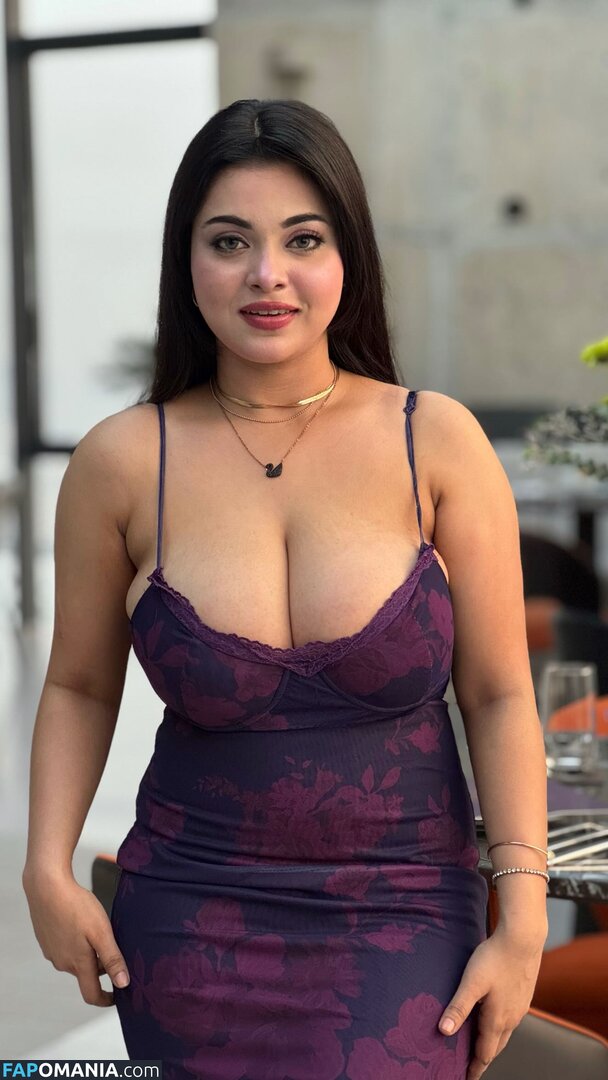 mumtahinaaa_ Nud OnlyFans  Fotografie scursă #5