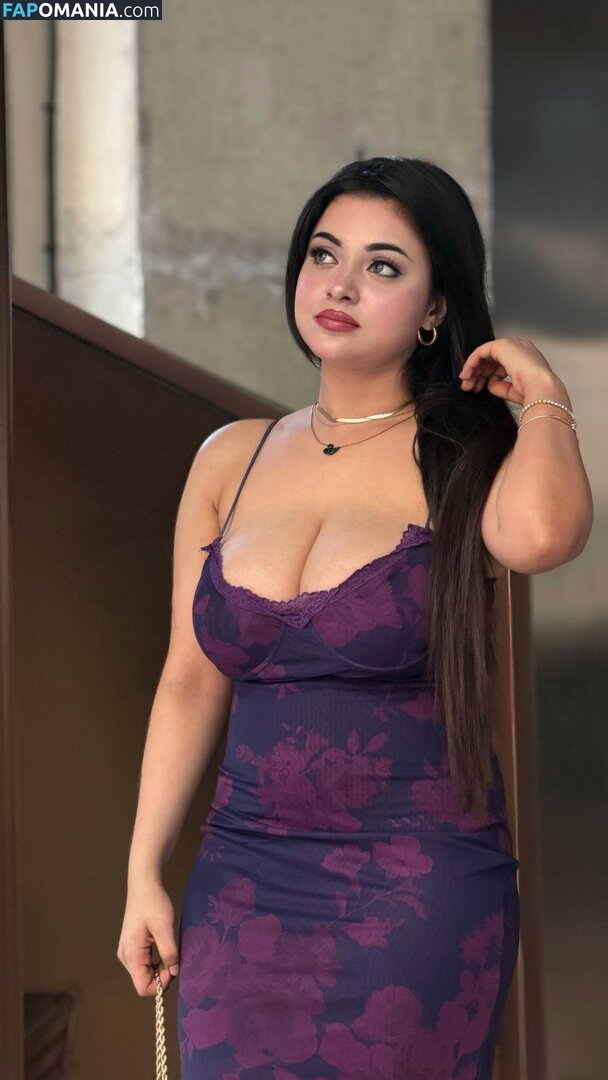 mumtahinaaa_ Nud OnlyFans  Fotografie scursă #14