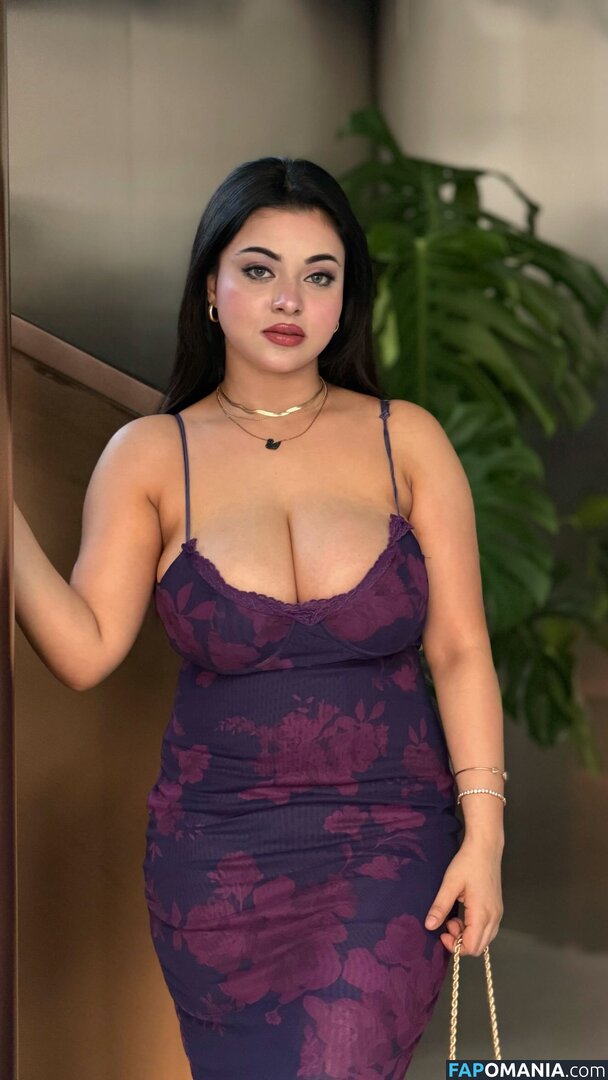 mumtahinaaa_ Nud OnlyFans  Fotografie scursă #16