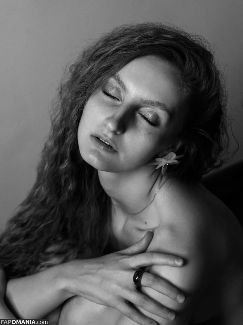 a.naastasiaa / naastasiaa Nud OnlyFans  Fotografie scursă #8
