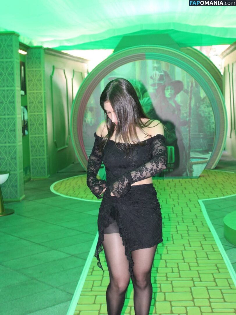Nashla / Nashlabogaert__ / https: / nashla22 Nud OnlyFans  Fotografie scursă #6