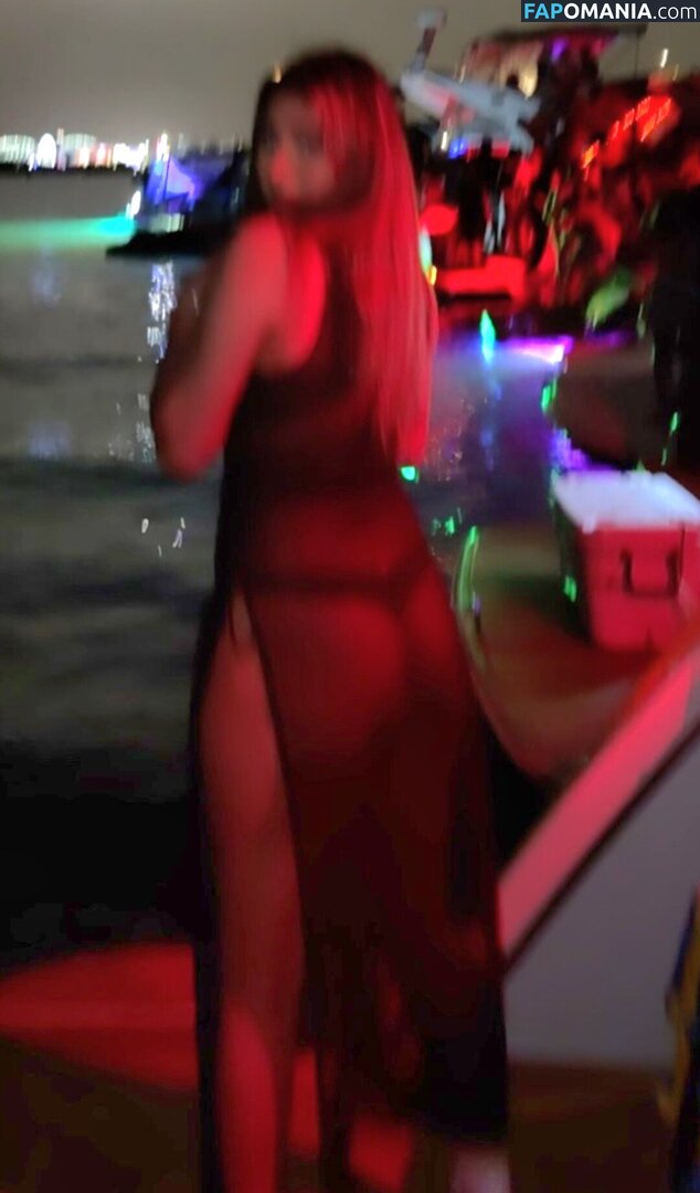 Navpreet Gotara / navpreetg_ Nud OnlyFans  Fotografie scursă #2