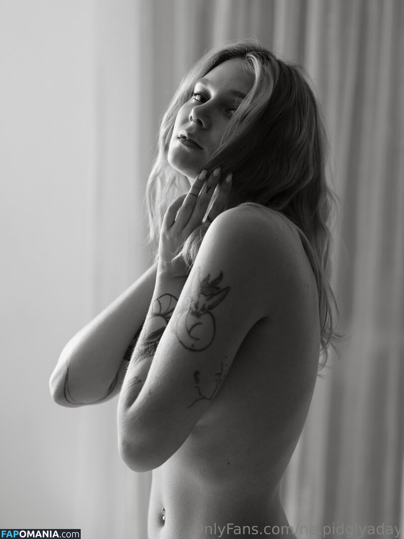 ne.pidglyaday / ne_pidglyaday Nud OnlyFans  Fotografie scursă #6