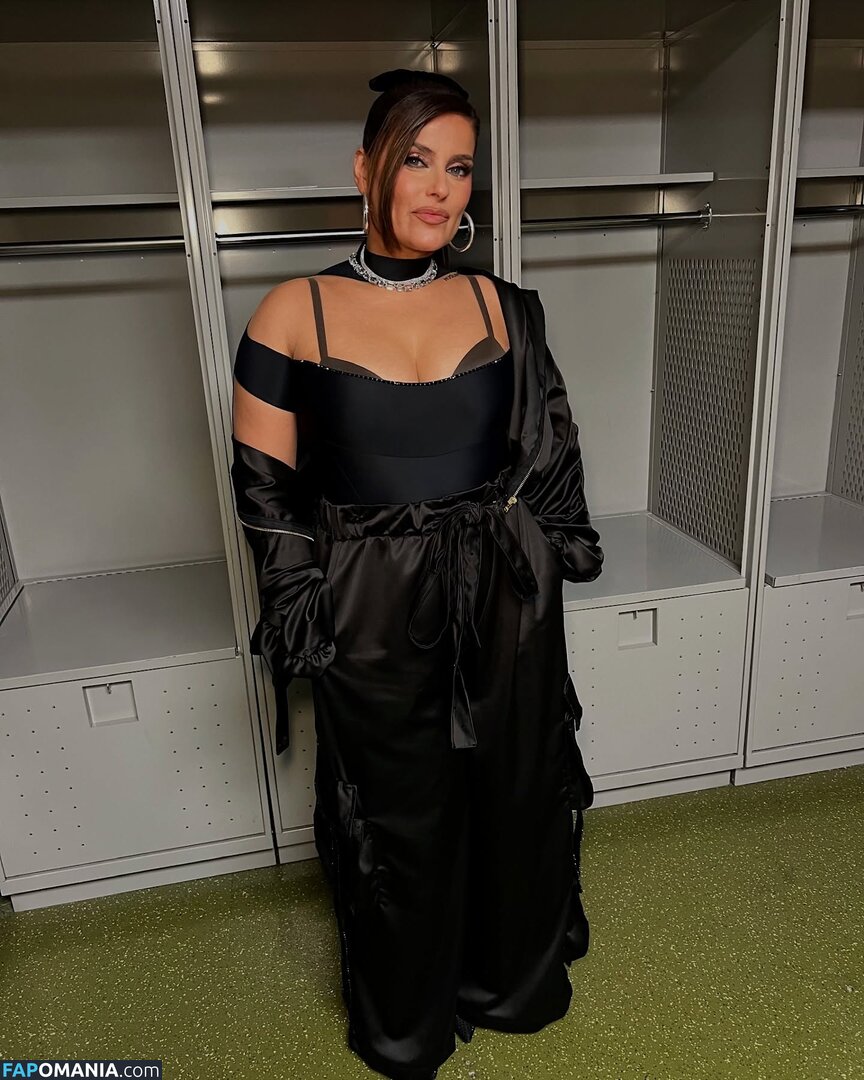 Nelly Furtado / juicyunknown / nellyfurtado Nud OnlyFans  Fotografie scursă #11