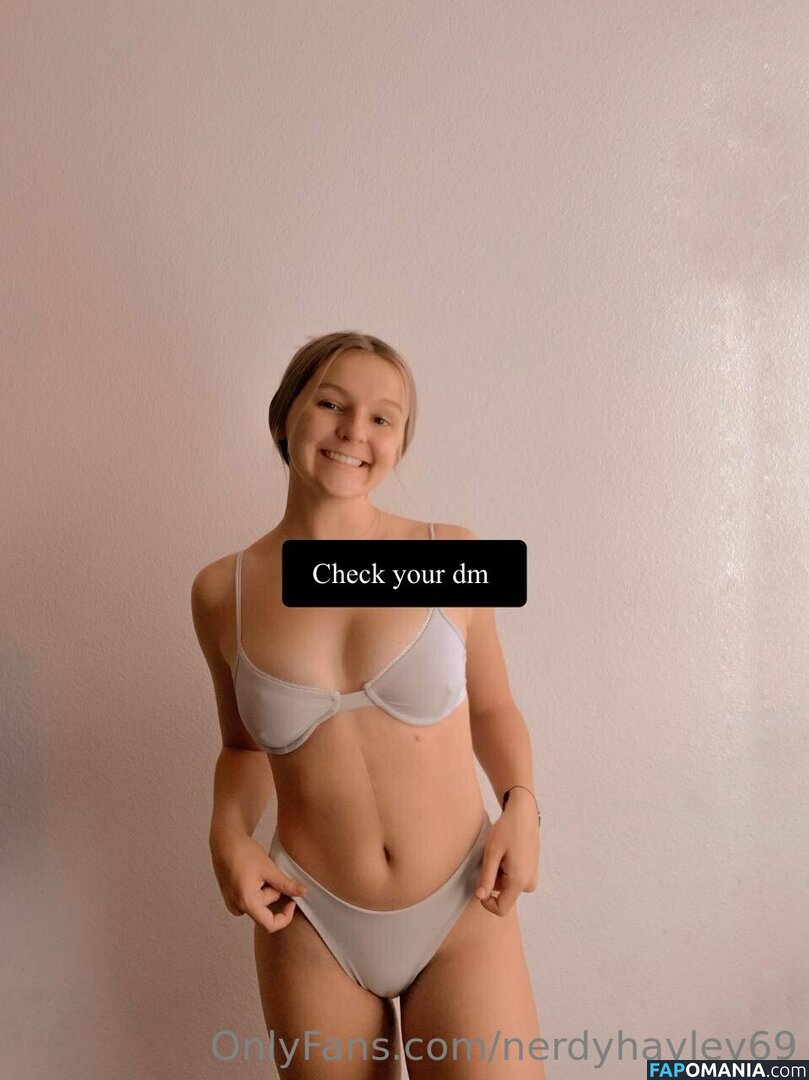 jhurley61299 / kittenjojo18 / nerdyhayley69 Nud OnlyFans  Fotografie scursă #6