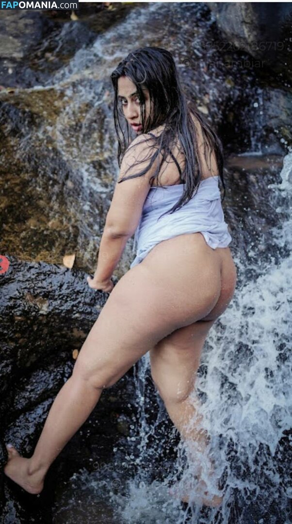 Nila Nambiar / Smera1695 / nilanambiar Nud OnlyFans  Fotografie scursă #29