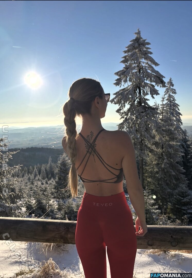 Nina Haberl / niha.original Nud OnlyFans  Fotografie scursă #1