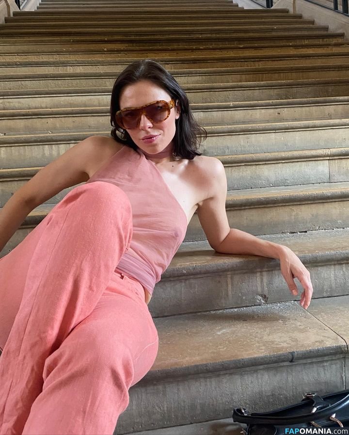 Nina Kraviz / ninakraviz Nud OnlyFans  Fotografie scursă #4