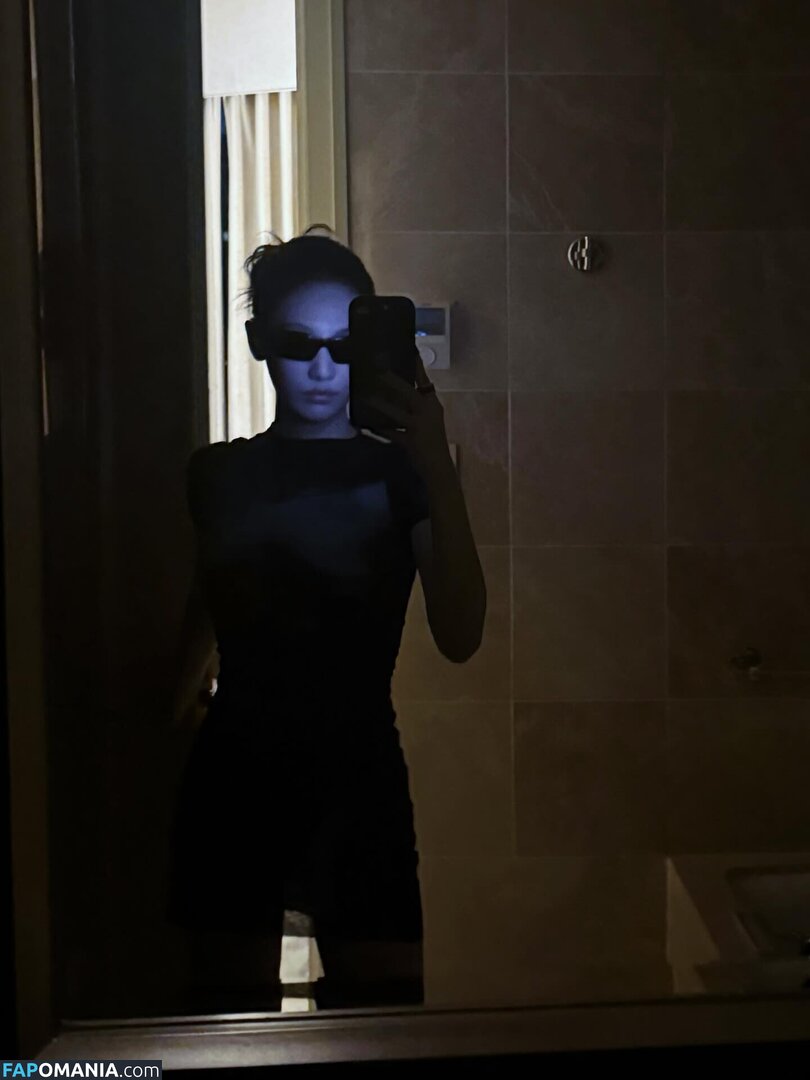 Ningning (æspa / aespa / imnotningning / littlechopper Nud OnlyFans  Fotografie scursă #218