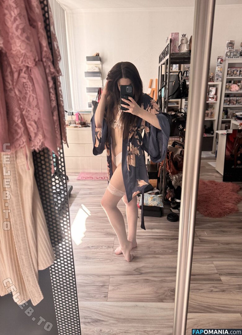 Nini Raven / Nini_Raven / raven_nini Nud OnlyFans  Fotografie scursă #4