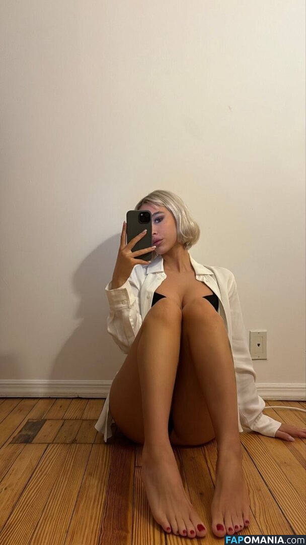 arisnsnn / hhiddengem / nissyy / thewhiskeymol Nud OnlyFans  Fotografie scursă #7