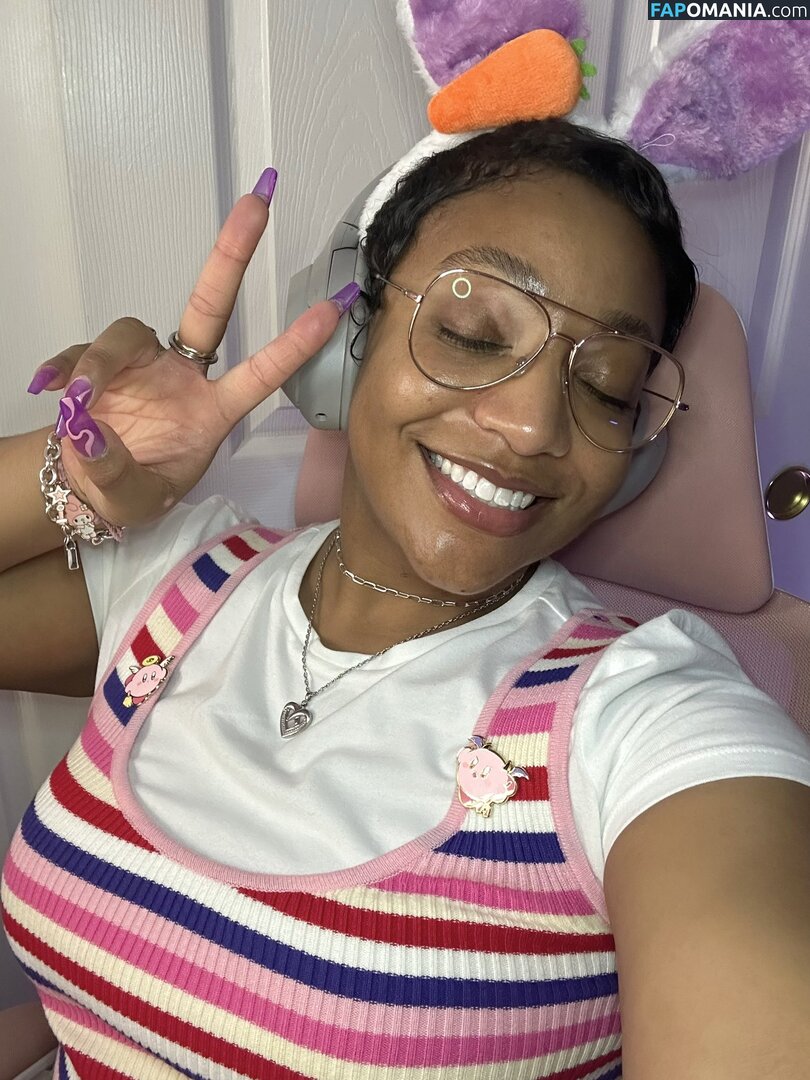 Nomfwanime Nud OnlyFans  Fotografie scursă #3