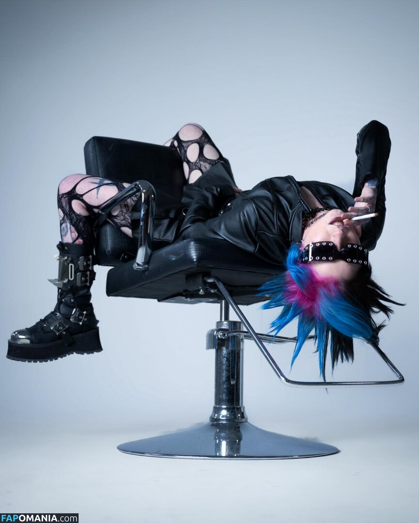 https: / noteasybeinwhee / noteasybeinwheezy Nud OnlyFans  Fotografie scursă #3