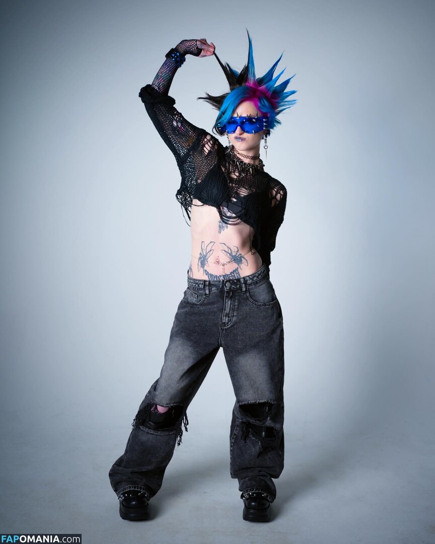 https: / noteasybeinwhee / noteasybeinwheezy Nud OnlyFans  Fotografie scursă #4