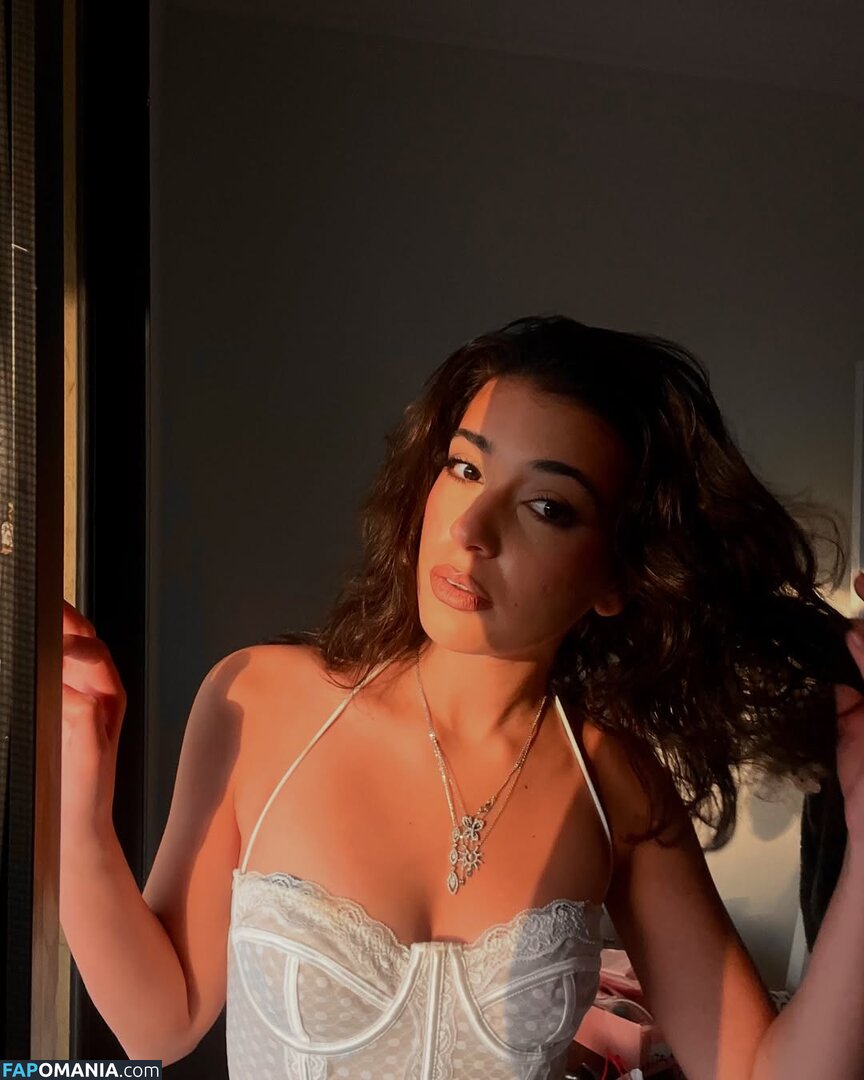 Nourine Abouseada / https: / nourineabouseada Nud OnlyFans  Fotografie scursă #10