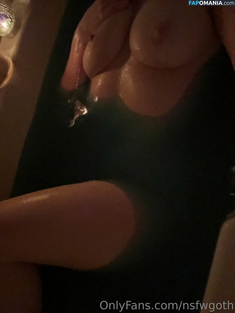 gothg0blin / nsfwgoth / nsfwgothicfurry Nud OnlyFans  Fotografie scursă #8