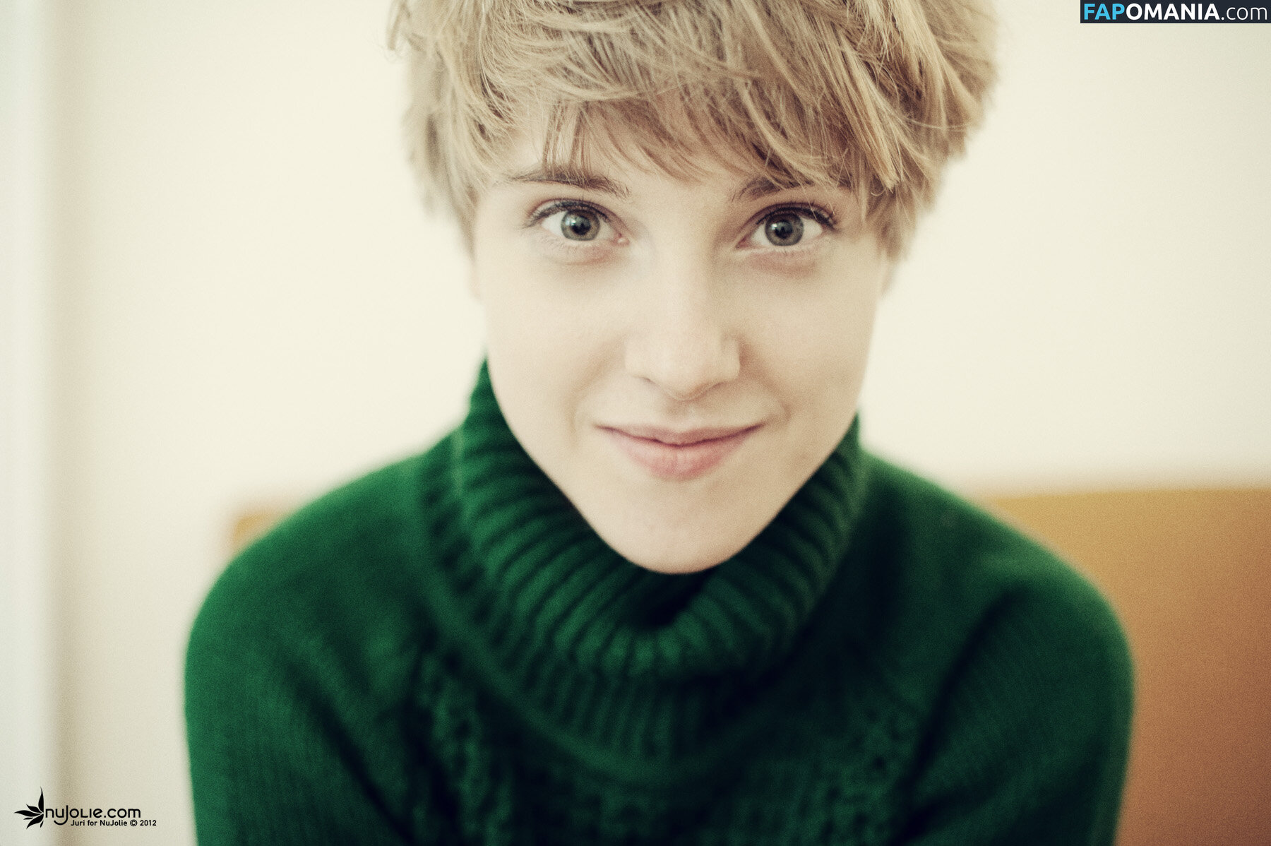 Nujolie / katha_rina / ninahierba Nud OnlyFans  Fotografie scursă #13