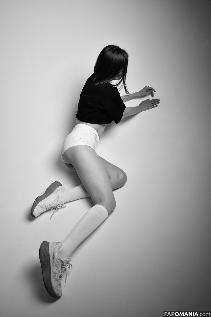 Anna Kosik / Nyuukke / quukske Nud OnlyFans  Fotografie scursă #4