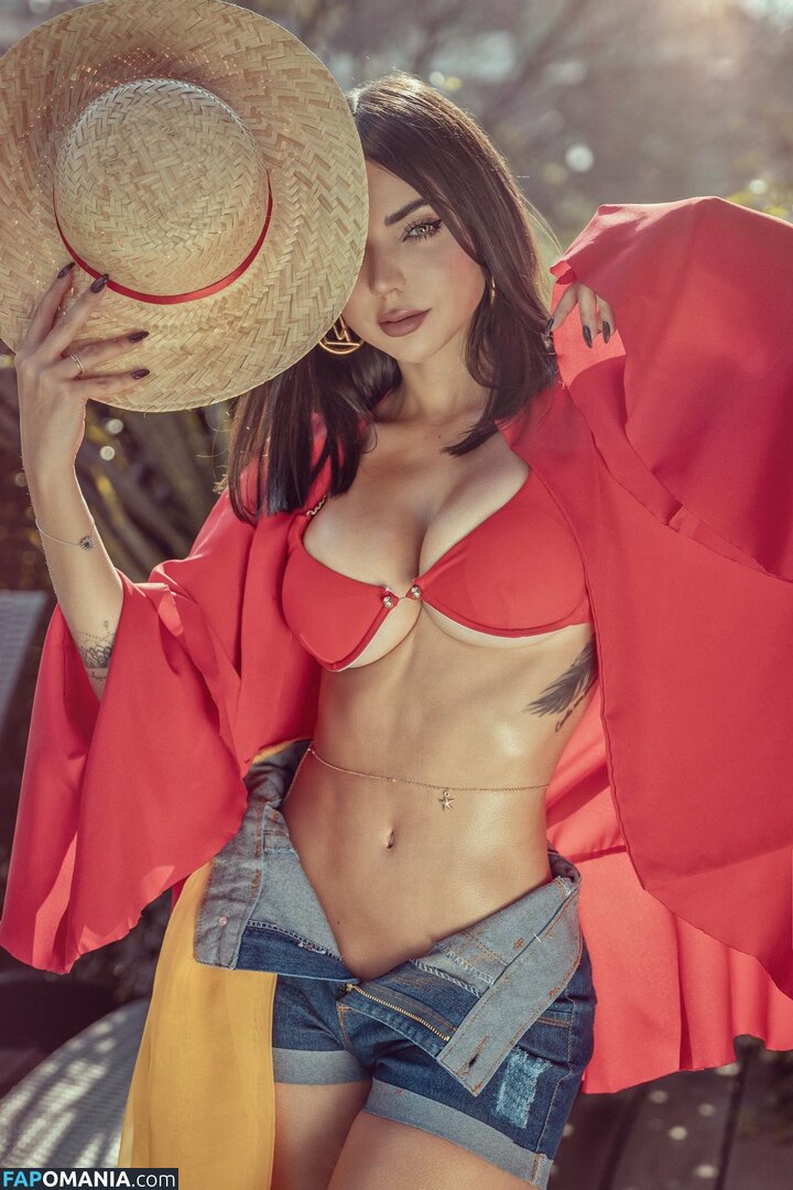 Discussão / Nyvi Estephan / nyviestephan Nud OnlyFans  Fotografie scursă #367