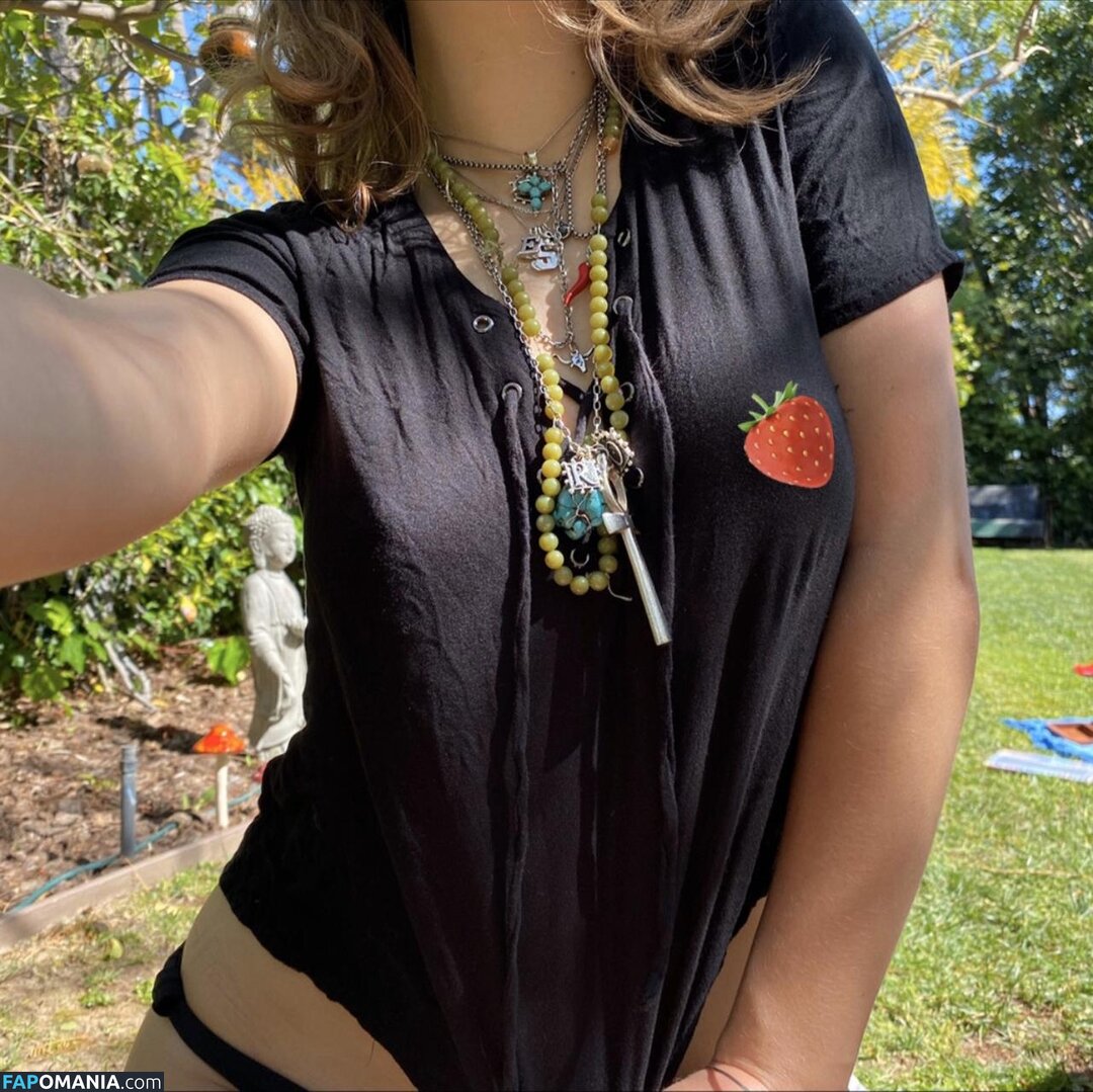 https: / odessaazion Nud OnlyFans  Fotografie scursă #4