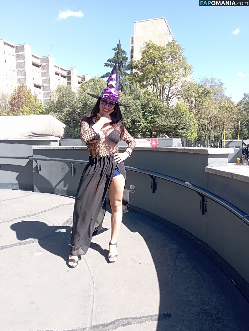 Officefacil / Vivi Becerra / vivi.v / vivi_officefacil / vivib0808 Nud OnlyFans  Fotografie scursă #187