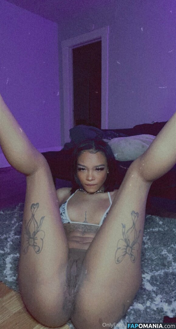 ohsoyouaaliyah Nud OnlyFans  Fotografie scursă #1